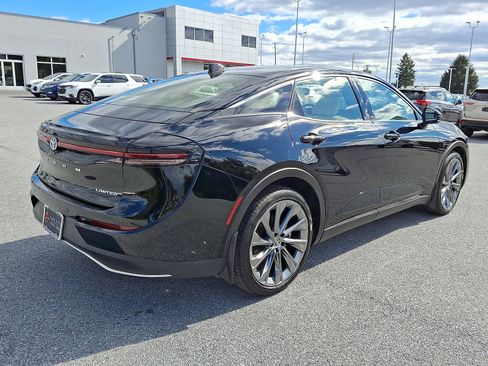 Certified 2025 Toyota Crown Limited w/ Advanced Technology Package image 7