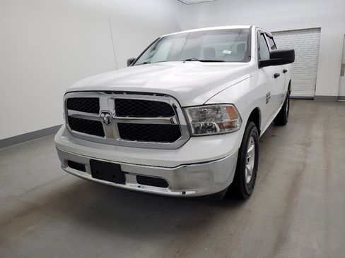 Used 2022 RAM 1500 Classic SLT image 15