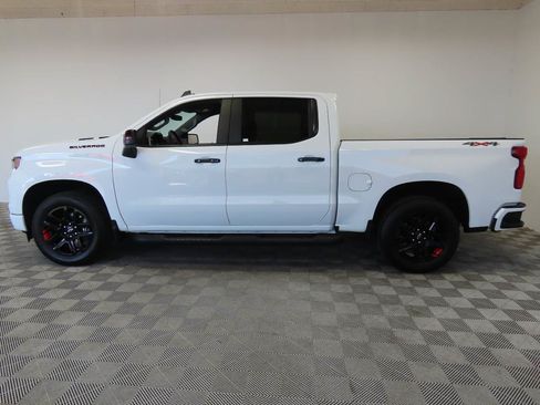 Certified 2025 Chevrolet Silverado 1500 RST w/ Redline Edition AWD/4WD image 7