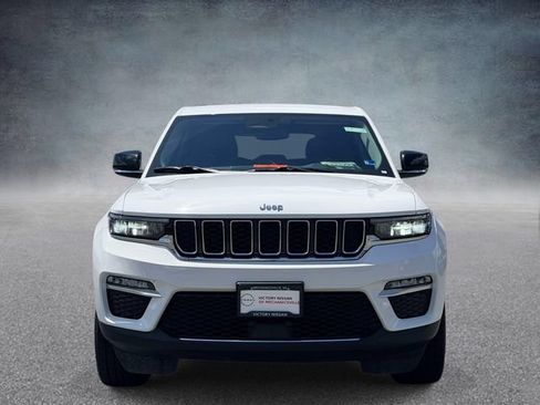 Used 2023 Jeep Grand Cherokee Limited AWD/4WD image 6