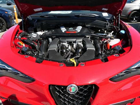 New 2024 Alfa Romeo Stelvio Quadrifoglio w/ Active Assist Plus Package image 29