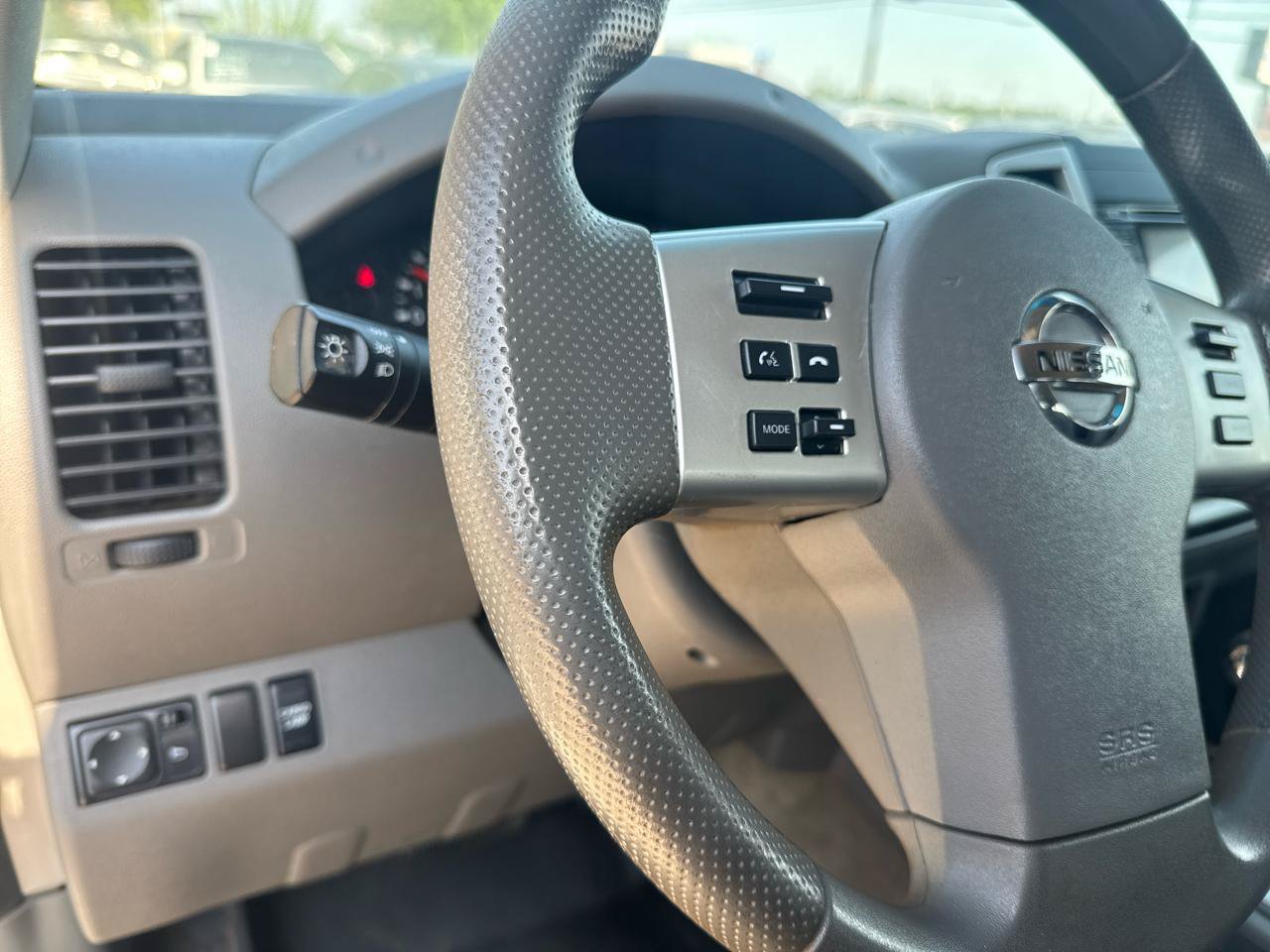 Used 2018 Nissan Frontier SV RWD image 21