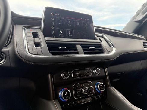 Used 2024 GMC Yukon AT4 AWD/4WD image 35