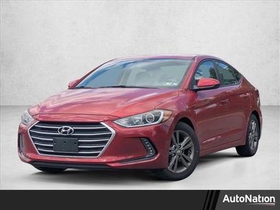 Used 2017 Hyundai Elantra SE w/ SE A/T Tech Package 03