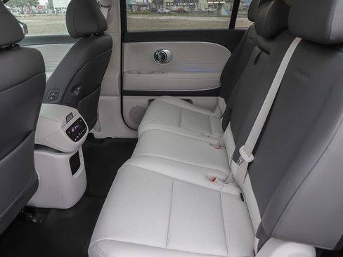 New 2026 Hyundai Ioniq 9 SEL AWD/4WD image 24
