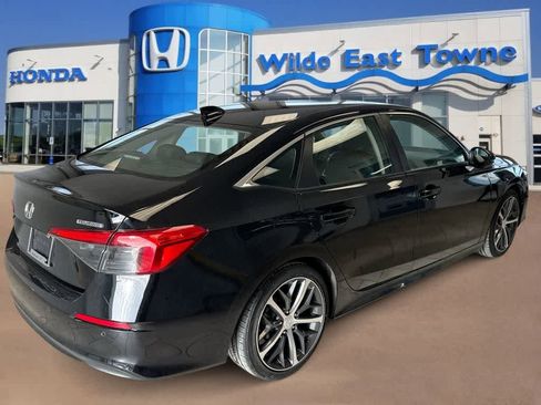 Certified 2024 Honda Civic Touring image 8