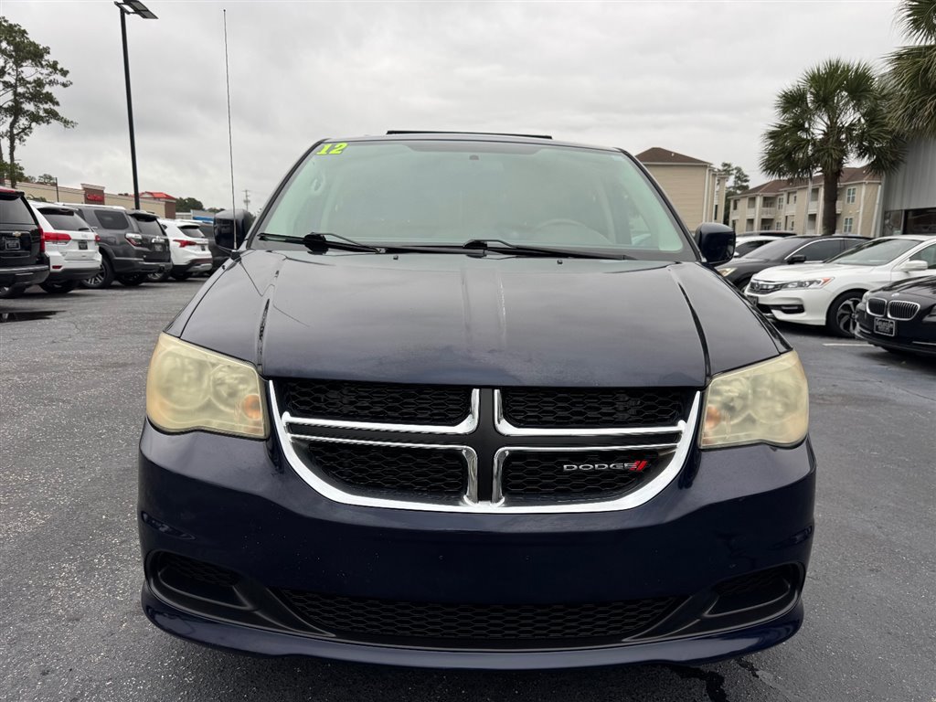 Used 2012 Dodge Grand Caravan SXT FWD image 3