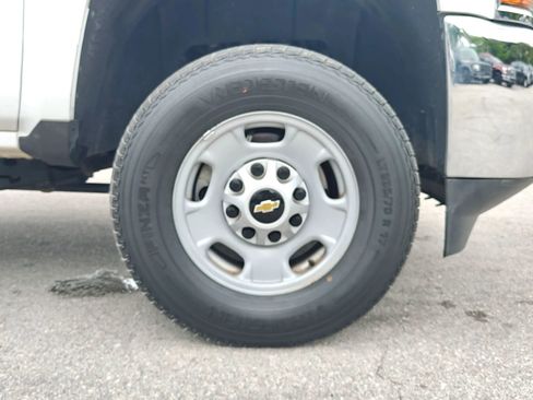 Used 2019 Chevrolet Silverado 2500 W/T AWD/4WD image 25