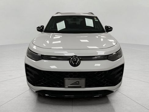New 2026 Volkswagen Tiguan SE R-Line AWD/4WD image 8