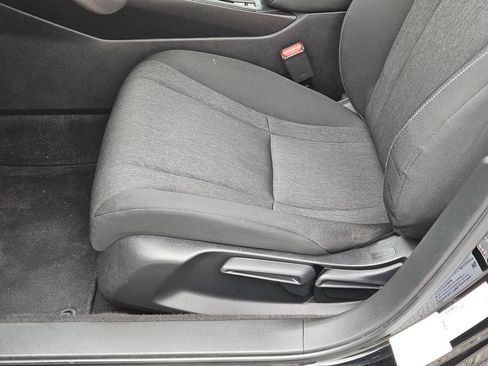 Used 2025 Honda Accord LX image 11