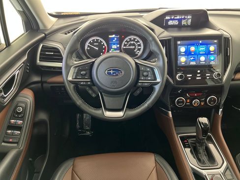Used 2023 Subaru Forester Touring AWD/4WD image 16