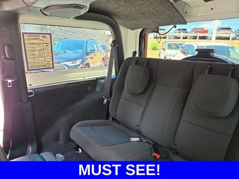 Used 2021 Jeep Wrangler Rubicon w/ Cold Weather Group AWD/4WD image 14