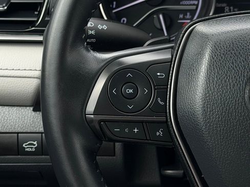 Used 2021 Toyota Camry SE image 7