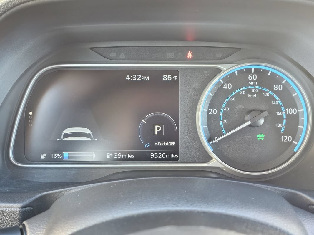 Used 2025 Nissan Leaf SV Plus FWD image 19