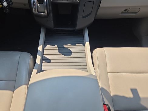 Used 2015 Honda Pilot EX-L image 17