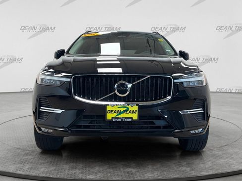 Used 2023 Volvo XC60 B5 Core w/ Climate Package FWD image 7