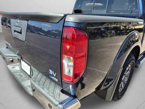 Certified 2019 Nissan Frontier SV w/ Value Truck Package RWD image 32