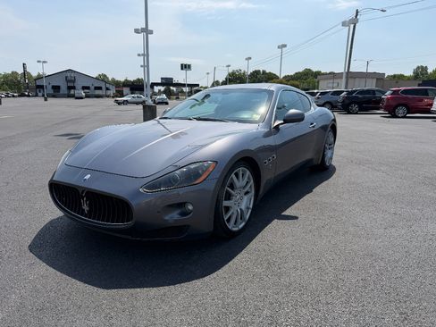 Used 2009 Maserati GranTurismo Coupe RWD image 3