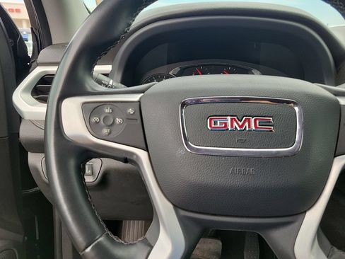 Used 2023 GMC Acadia SLT AWD/4WD image 18