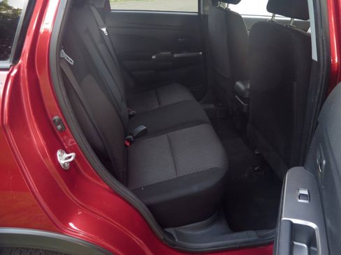 Used 2019 Mitsubishi Outlander Sport ES FWD image 14