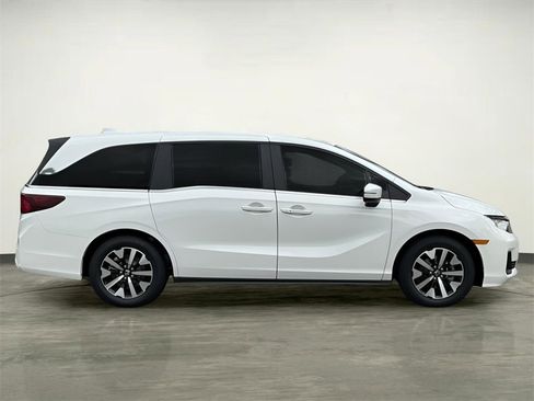 New 2026 Honda Odyssey EX-L image 11