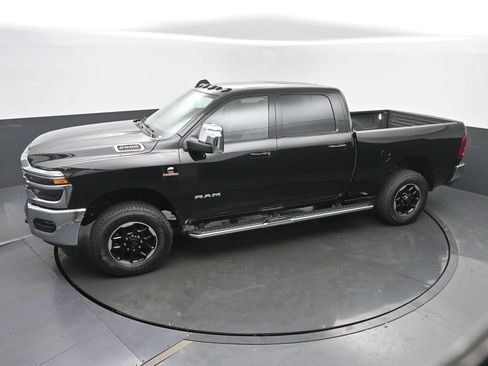 Used 2025 RAM 2500 Laramie AWD/4WD image 57