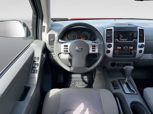 Used 2018 Nissan Frontier SV w/ Value Truck Package RWD image 21