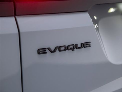 New 2026 Land Rover Range Rover Evoque Dynamic SE AWD/4WD image 32