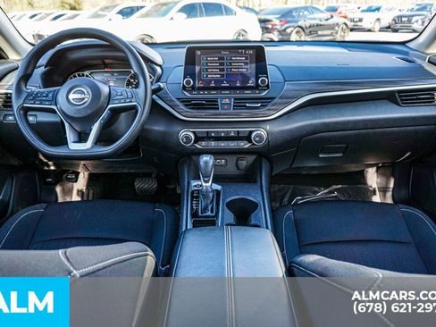 Used 2025 Nissan Altima 2.5 SV image 25