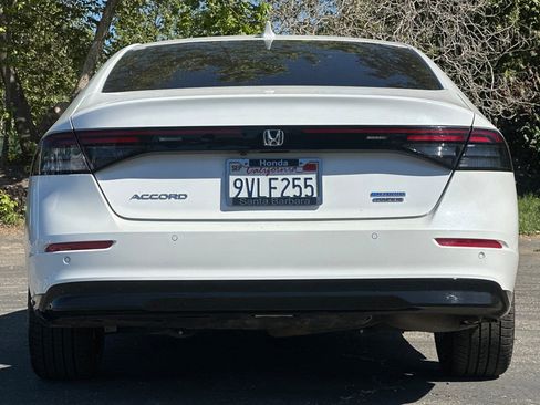 Used 2025 Honda Accord Touring image 5
