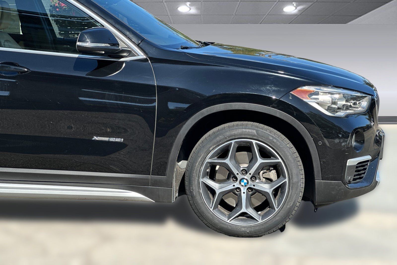 Used 2016 BMW X1 xDrive28i AWD/4WD image 35