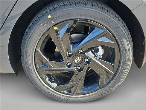 New 2026 Hyundai Elantra Sport image 10
