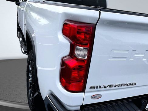 Used 2021 Chevrolet Silverado 2500 LT w/ Convenience Package AWD/4WD image 31