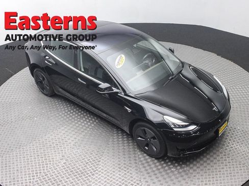 Used 2019 Tesla Model 3 Standard Range RWD image 3