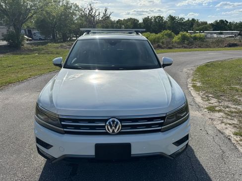 Used 2019 Volkswagen Tiguan SEL Premium image 2