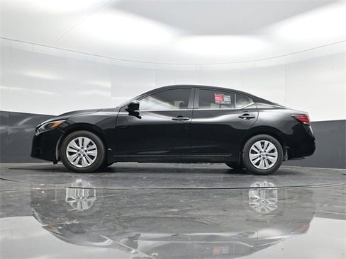Used 2025 Nissan Sentra S image 52