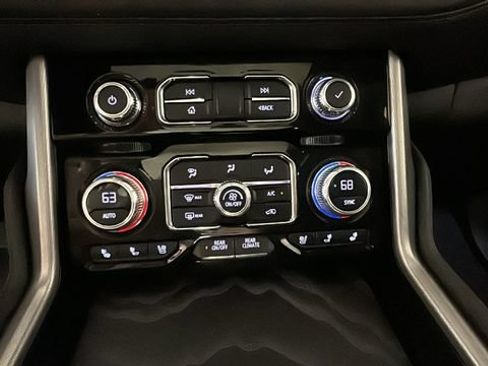 Used 2023 GMC Yukon Denali w/ Max Trailering Package AWD/4WD image 23