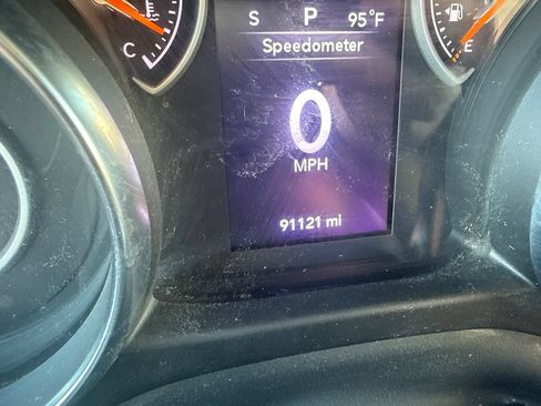 Used 2022 Jeep Gladiator Sport AWD/4WD image 14