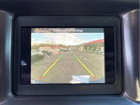 Used 2020 Dodge Charger SXT w/ Blacktop Package image 17