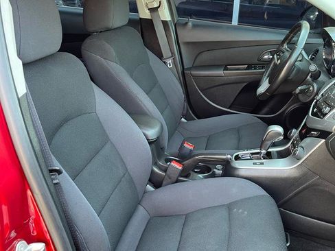 Used 2014 Chevrolet Cruze LT w/ RS Package FWD image 15