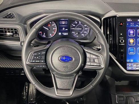 Used 2024 Subaru Ascent Premium w/ Convenience Package image 16