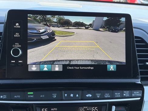 Certified 2025 Honda Odyssey EX-L image 31