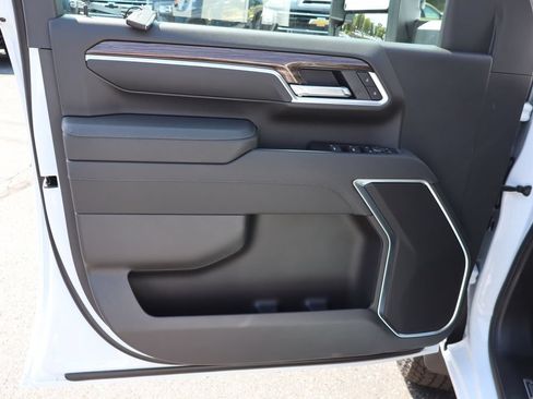 New 2026 Chevrolet Silverado 2500 LT w/ All Star Edition AWD/4WD image 4