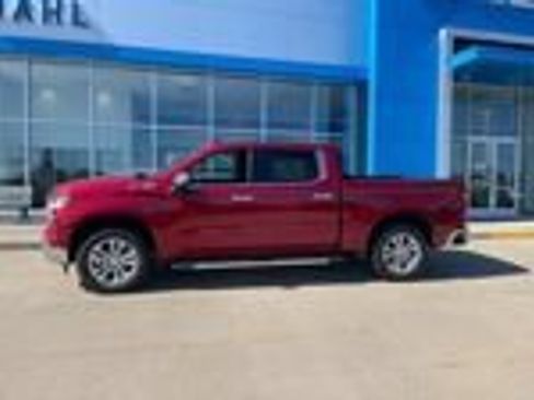 Used 2023 Chevrolet Silverado 1500 LTZ AWD/4WD image 2