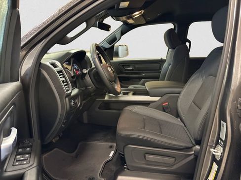 New 2026 RAM 1500 Express AWD/4WD image 10