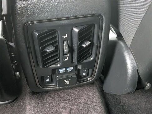 Used 2019 Dodge Durango R/T image 28