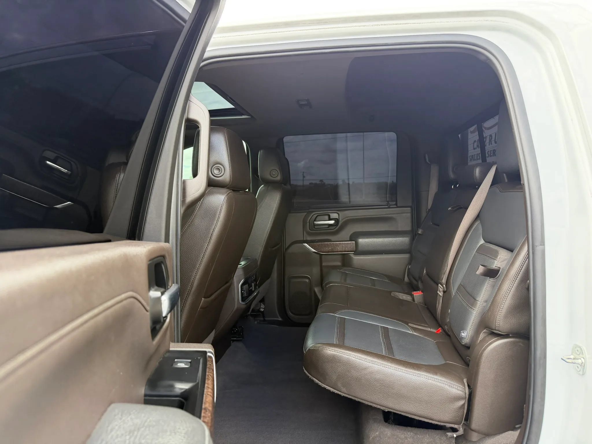 Used 2020 GMC Sierra 2500 Denali w/ Denali Ultimate Package AWD/4WD image 24