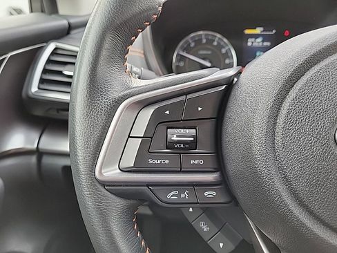 Used 2020 Subaru Crosstrek 2.0i Limited w/ Moonroof Package image 23