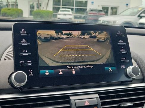 Used 2018 Honda Accord EX image 24