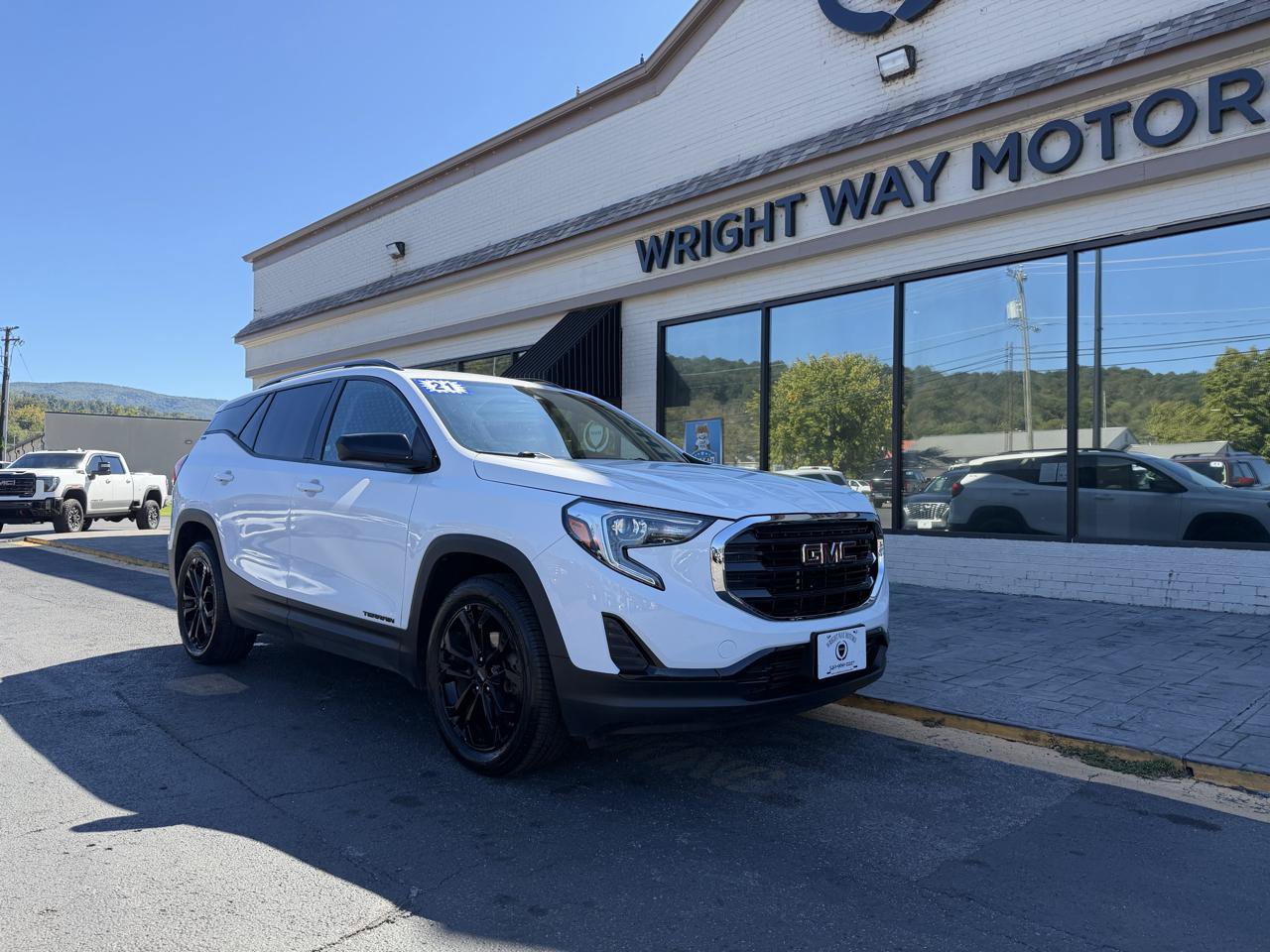 Used 2021 GMC Terrain SLE w/ Elevation Edition AWD/4WD image 1